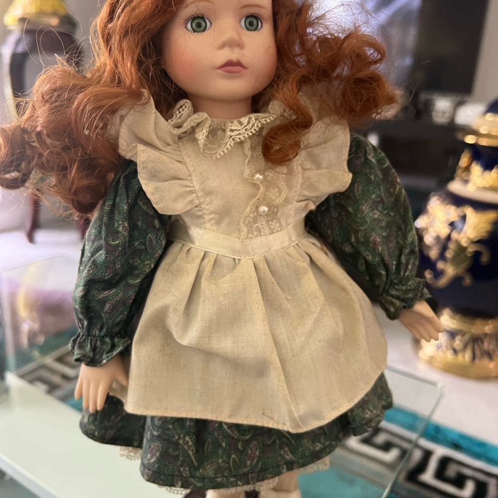 Selling a nice porcelain doll